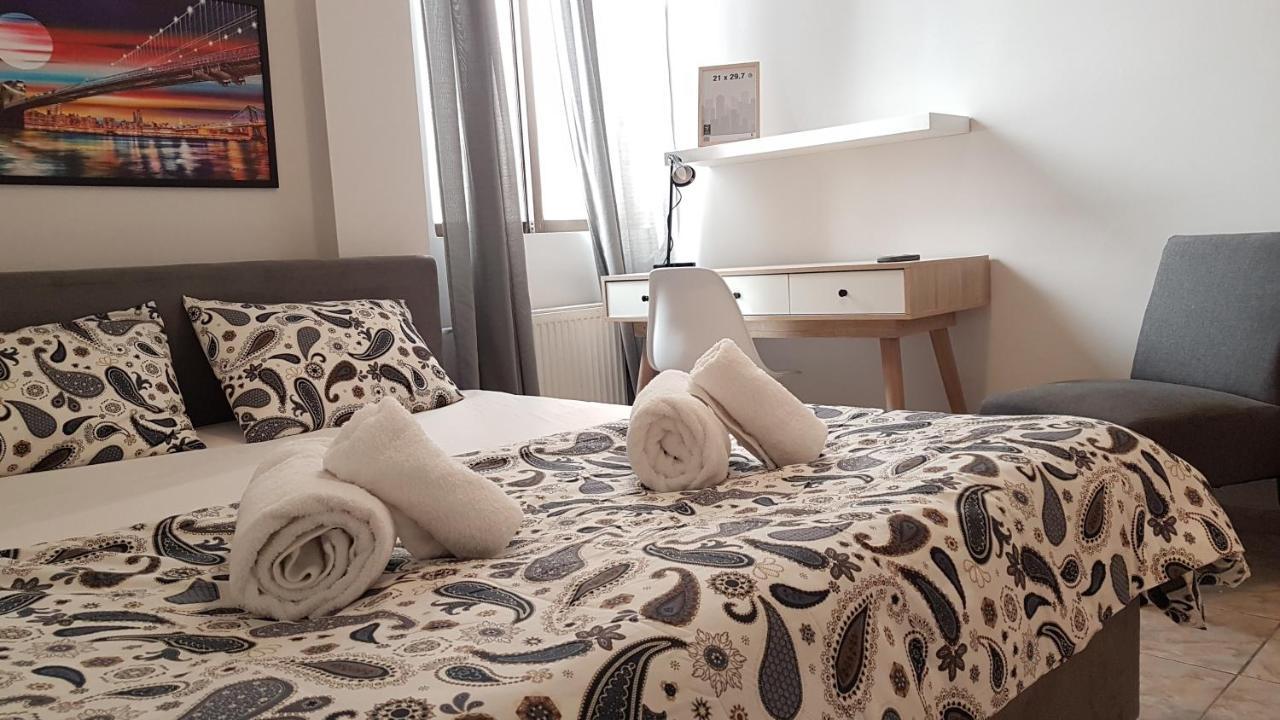 Palette Apartment Champagne - Athens Center, 6 Bd, 3 Bath Buitenkant foto