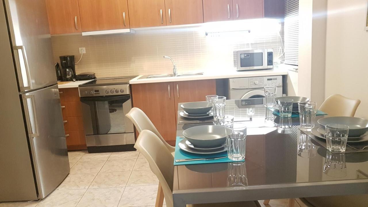 Palette Apartment Champagne - Athens Center, 6 Bd, 3 Bath Buitenkant foto