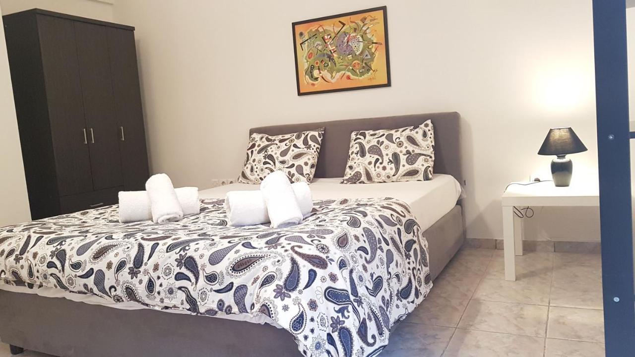 Palette Apartment Champagne - Athens Center, 6 Bd, 3 Bath Buitenkant foto