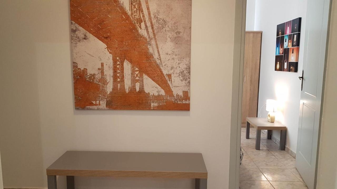 Palette Apartment Champagne - Athens Center, 6 Bd, 3 Bath Buitenkant foto